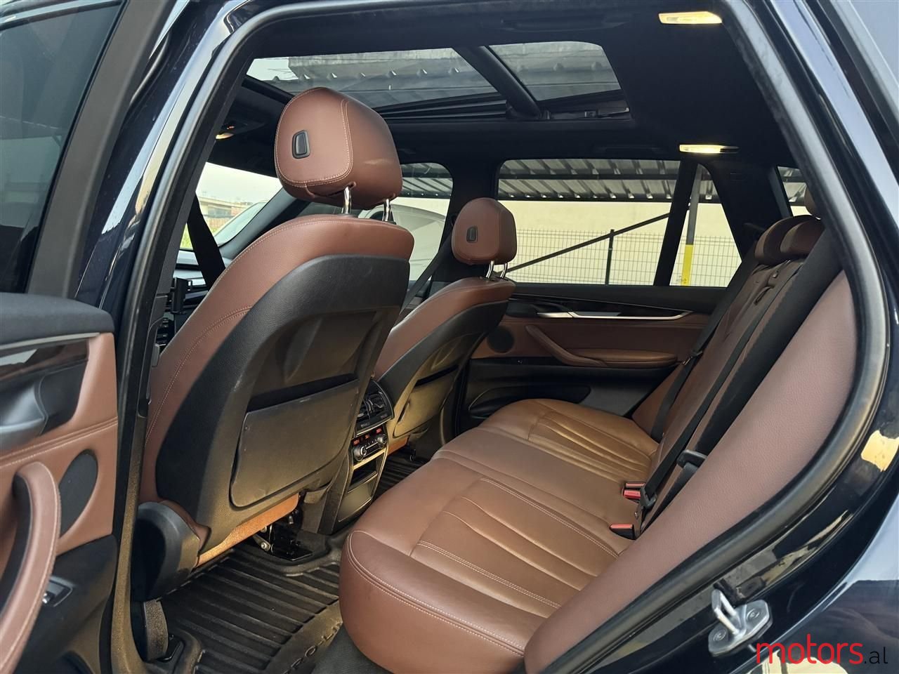 2017' BMW X5 photo #2