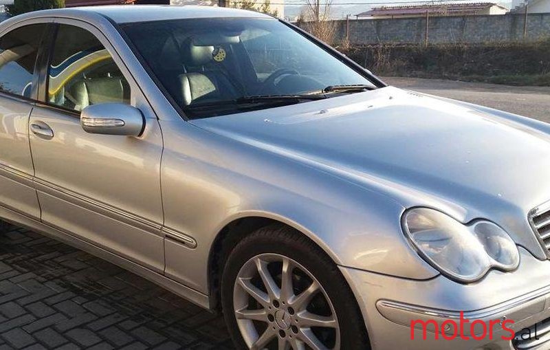 2001' Mercedes-Benz C 220 photo #1