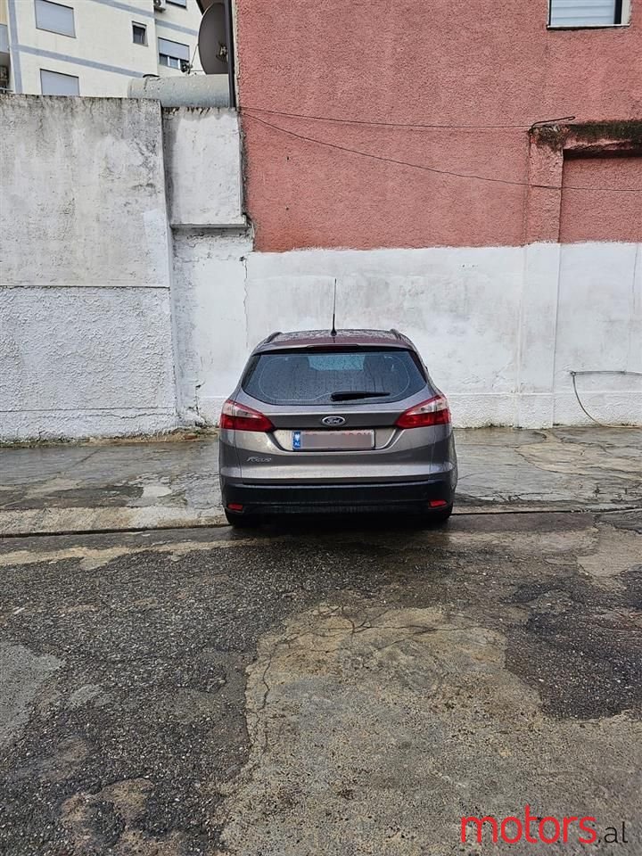 2012' Ford Focus photo #6