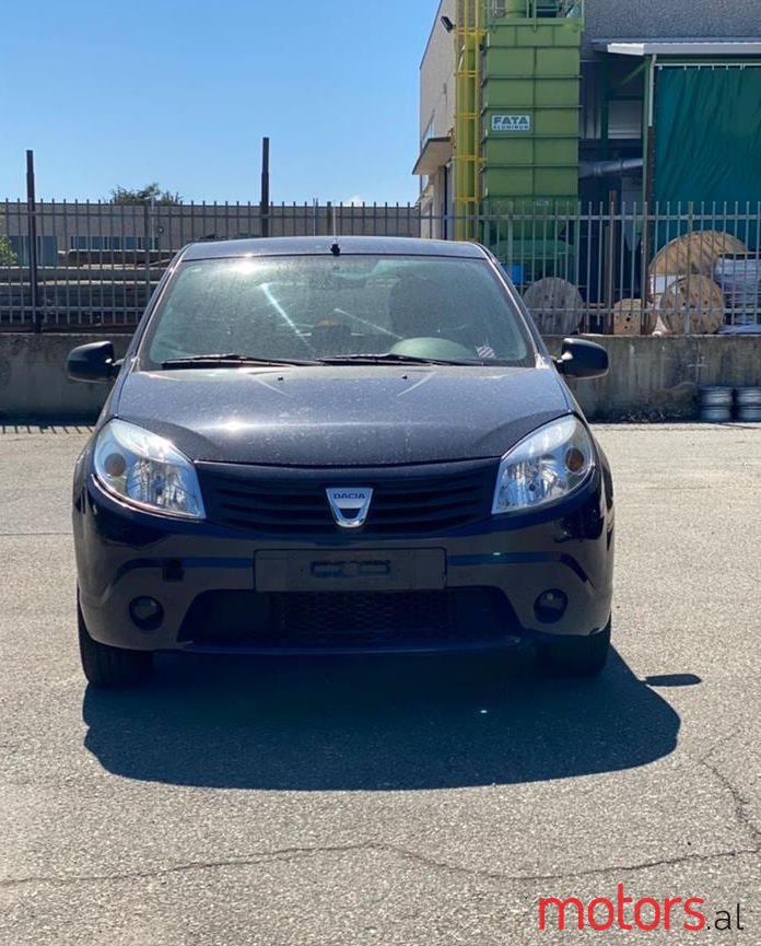 2011' Dacia Sandero photo #1
