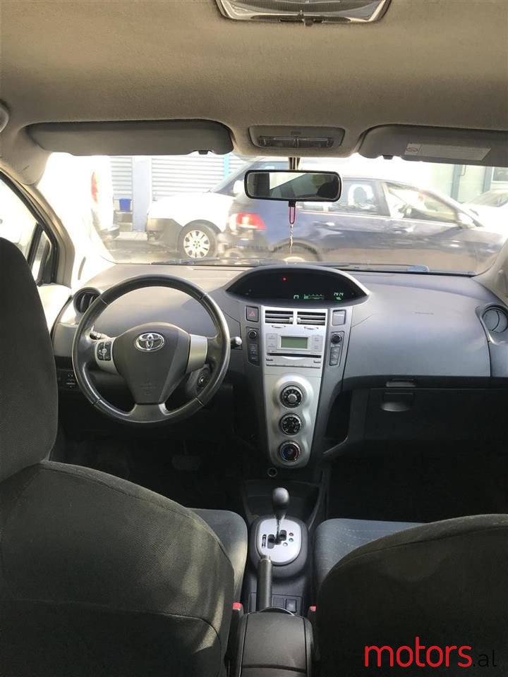 2006' Toyota Yaris photo #6