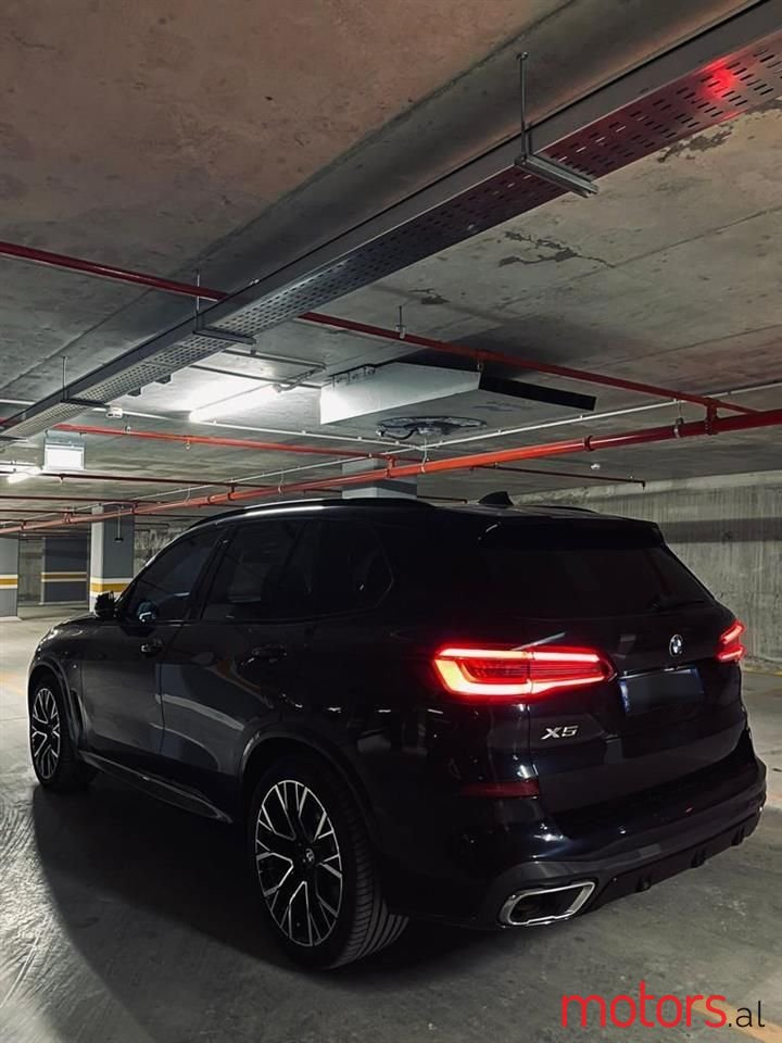 2019' BMW X5 photo #6