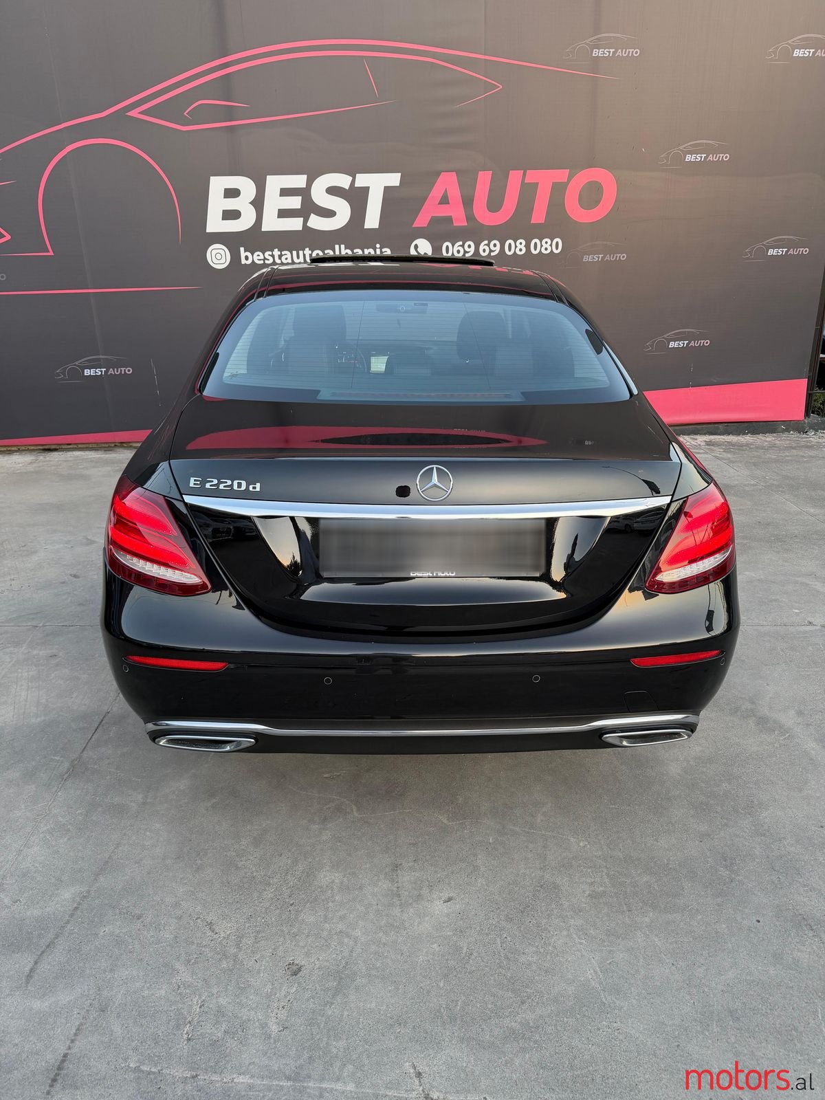 2017' Mercedes-Benz E 220 photo #3