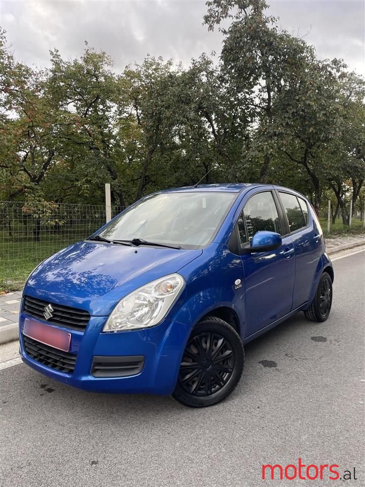 2010' Suzuki Splash photo #2