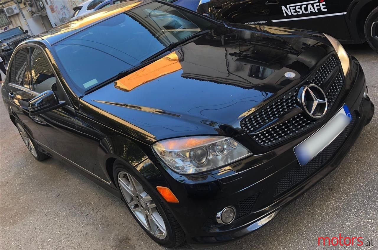 2009' Mercedes-Benz C 300 photo #1