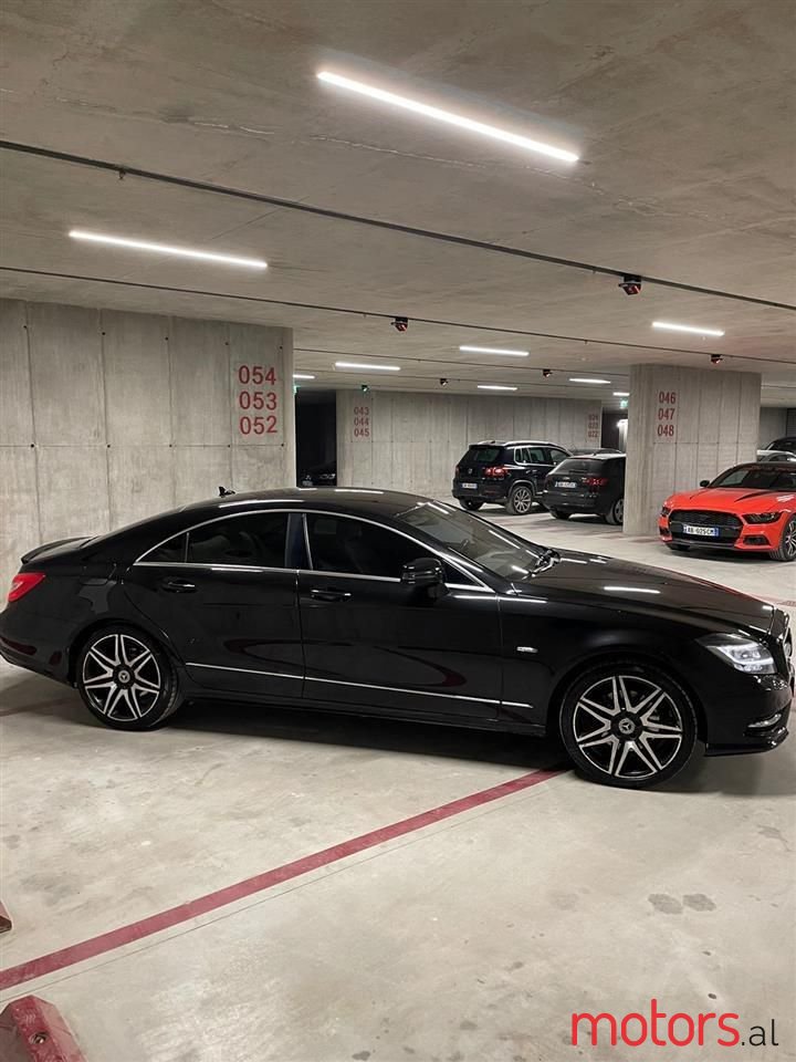 2010' Mercedes-Benz CLS 350 photo #6