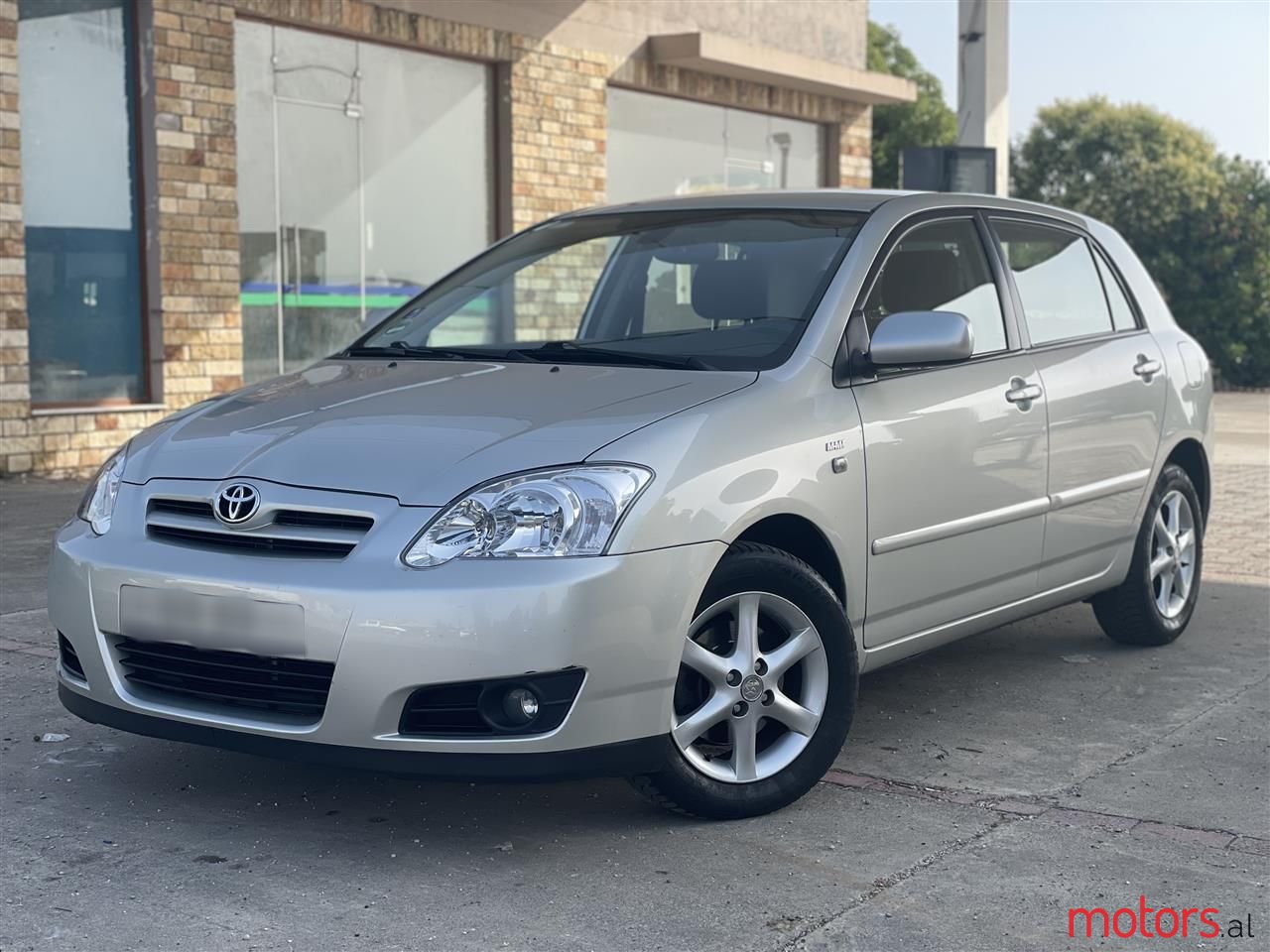 2005' Toyota Corolla photo #1