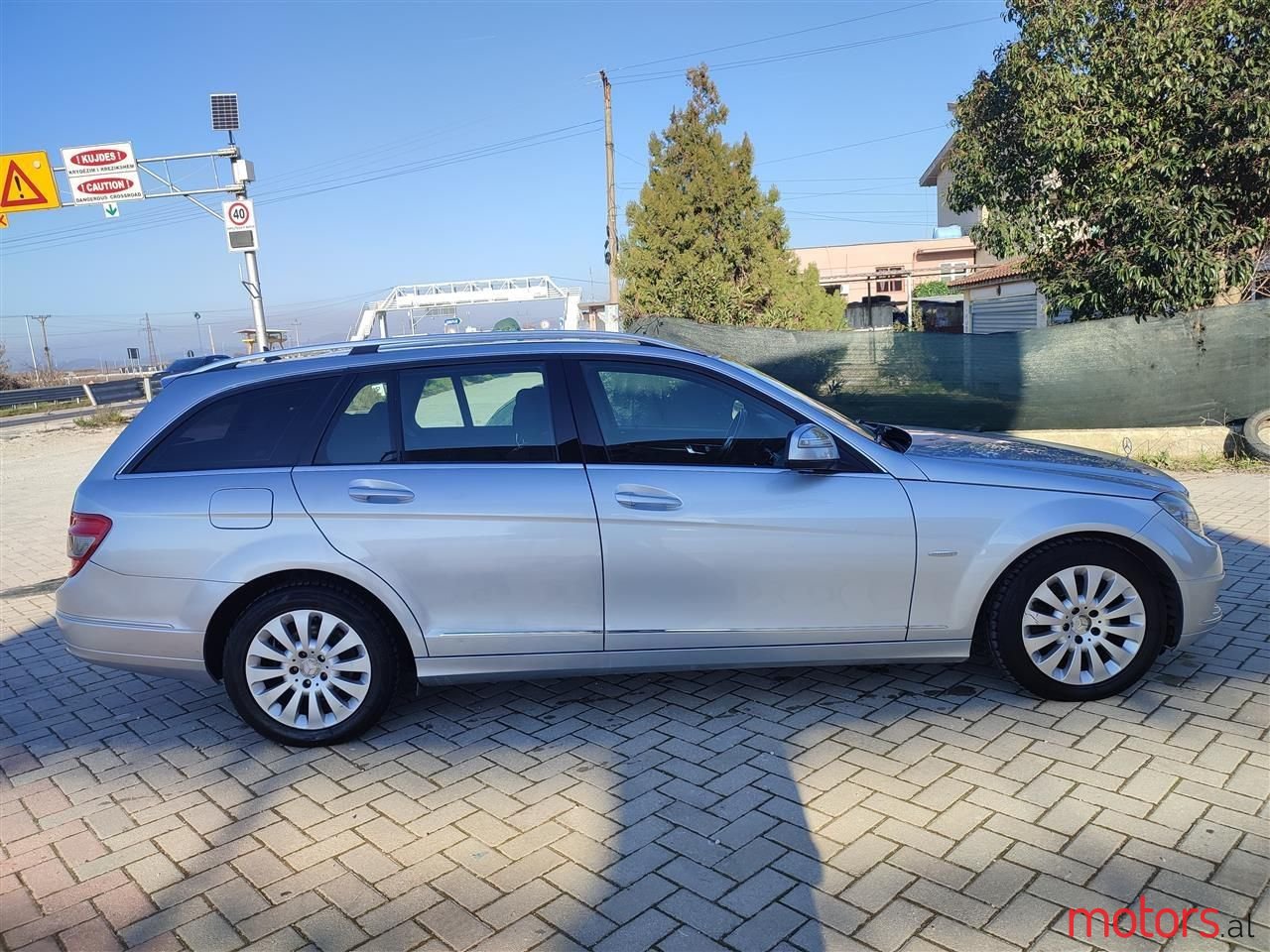 2008' Mercedes-Benz C 200 photo #3