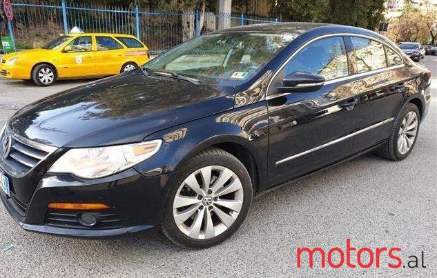 2010' Volkswagen CC photo #1