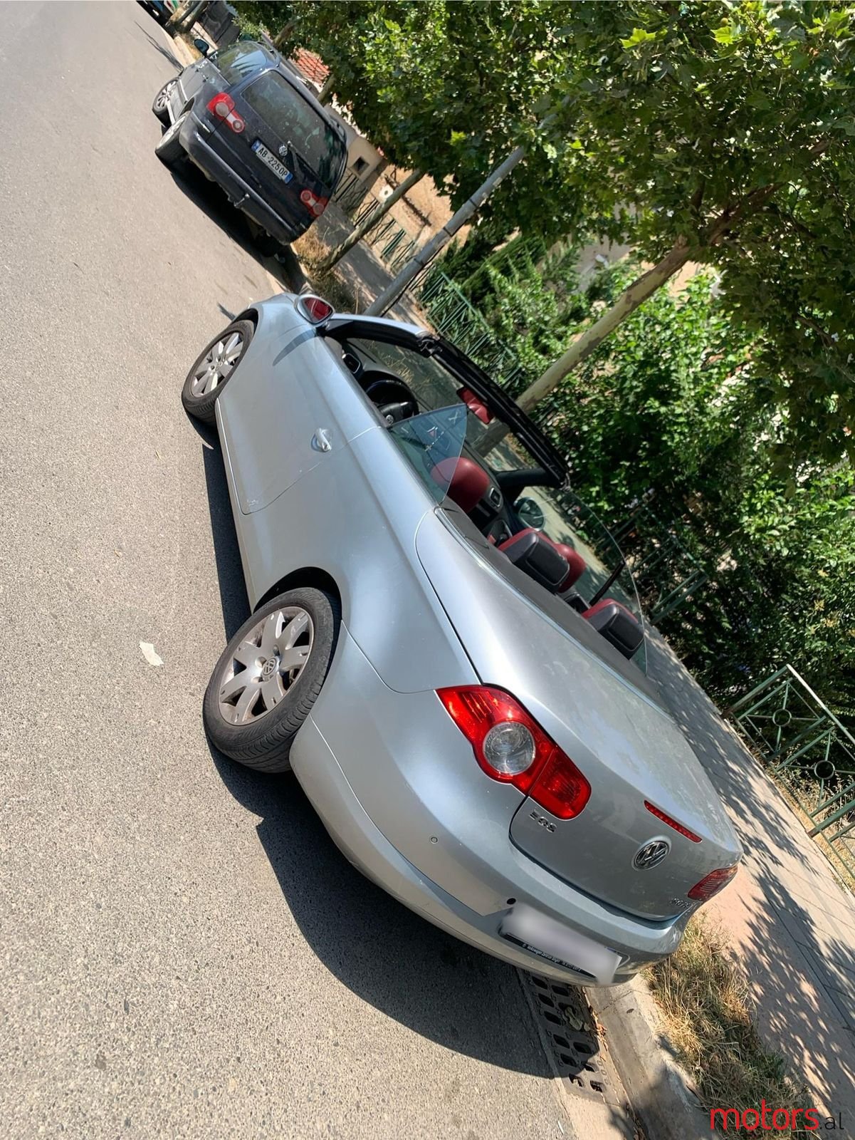 2006' Volkswagen Eos photo #2