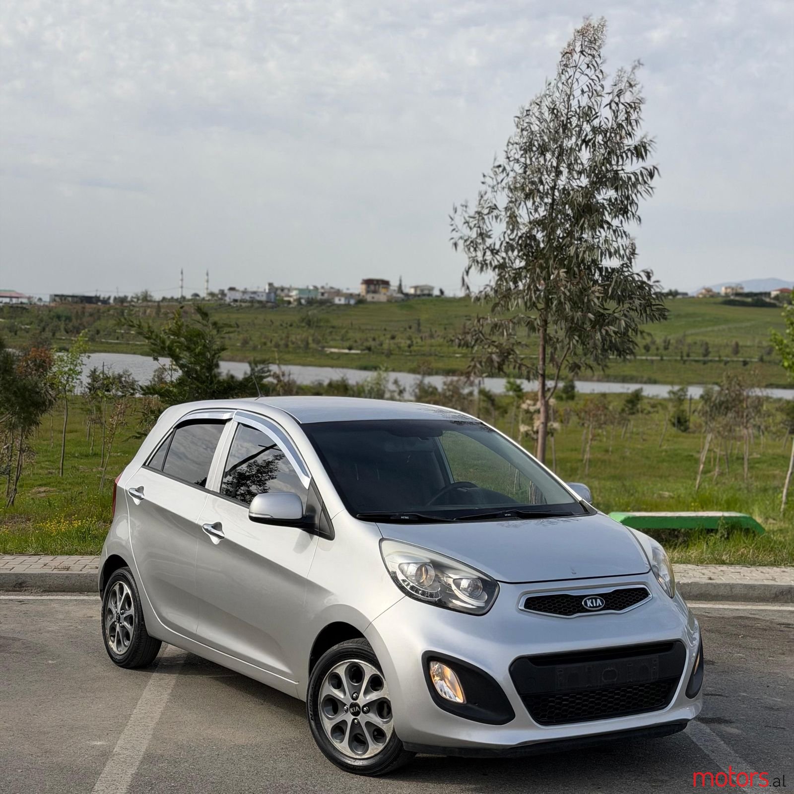 2011' Kia Picanto photo #1