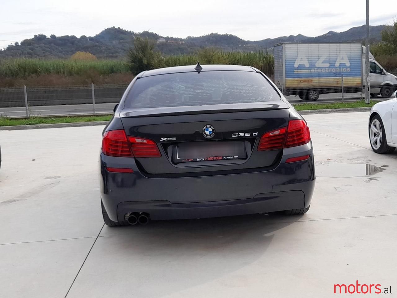 2014' BMW 535 photo #5