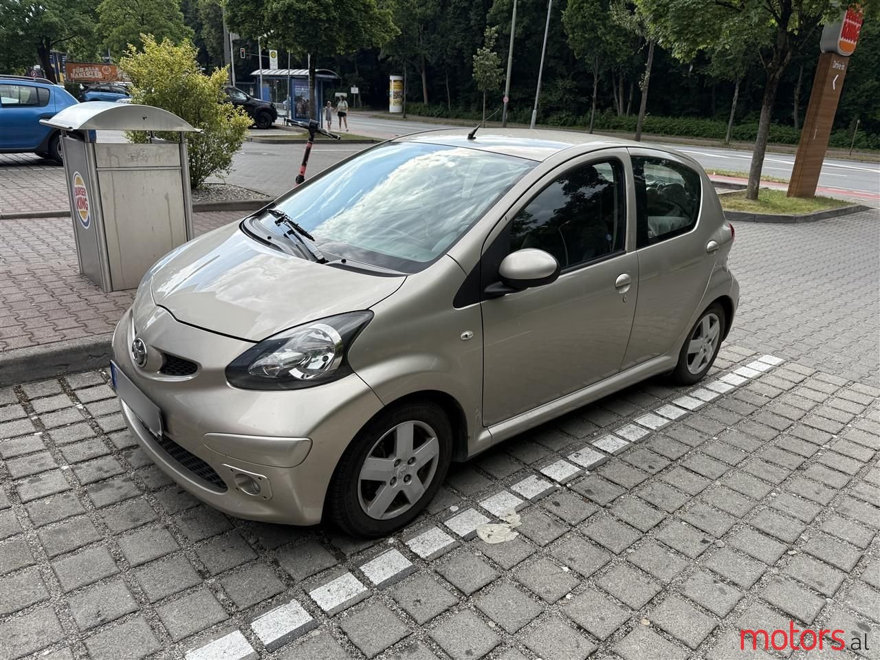 2008' Toyota Aygo photo #2