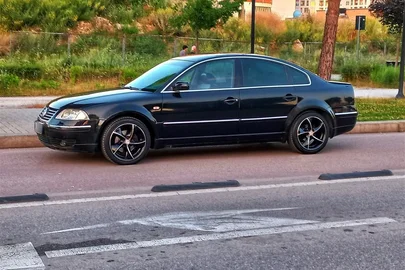 2003' Volkswagen Passat