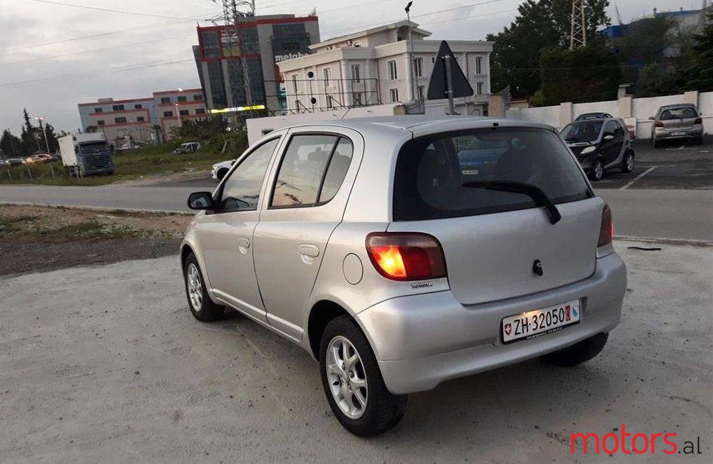 2003' Toyota Yaris photo #2