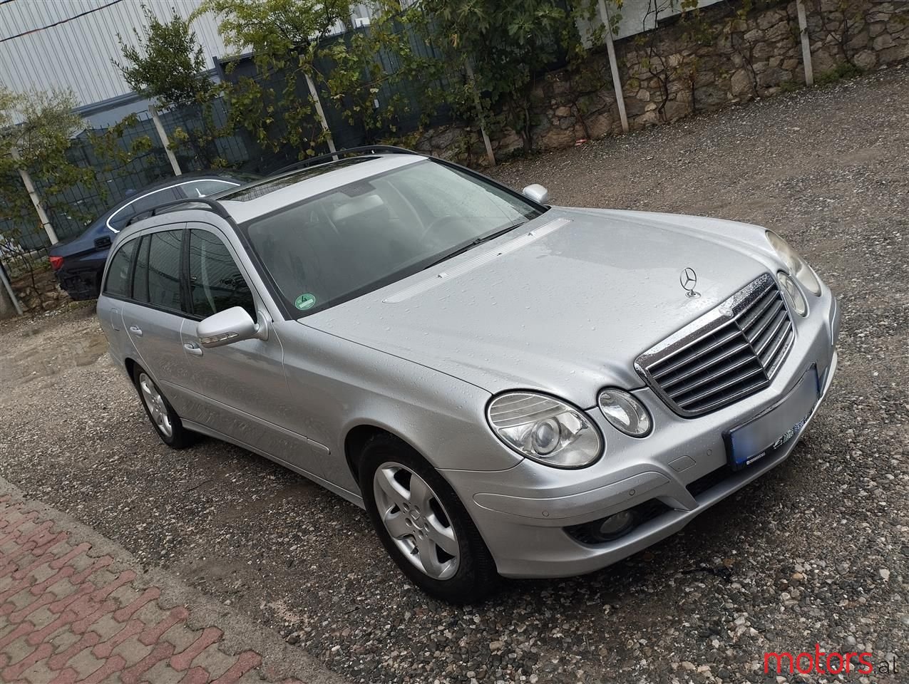 2007' Mercedes-Benz E 220 photo #2