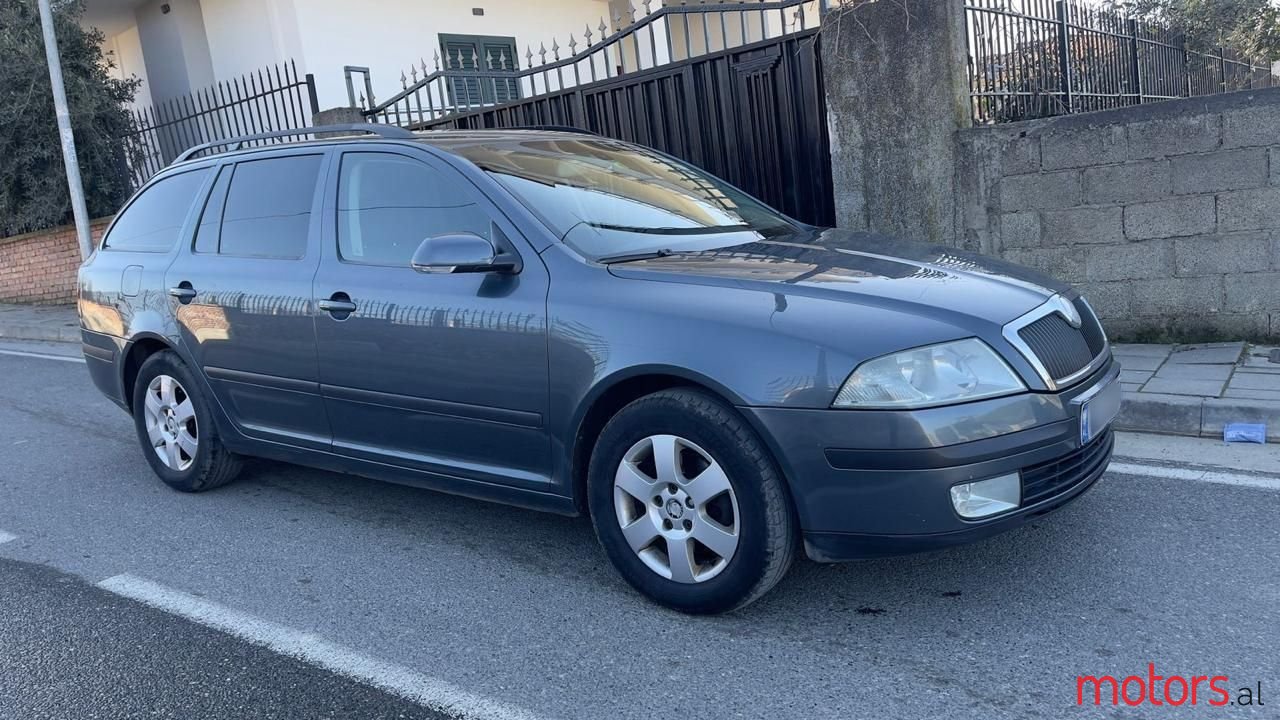 2006' Skoda Octavia photo #2