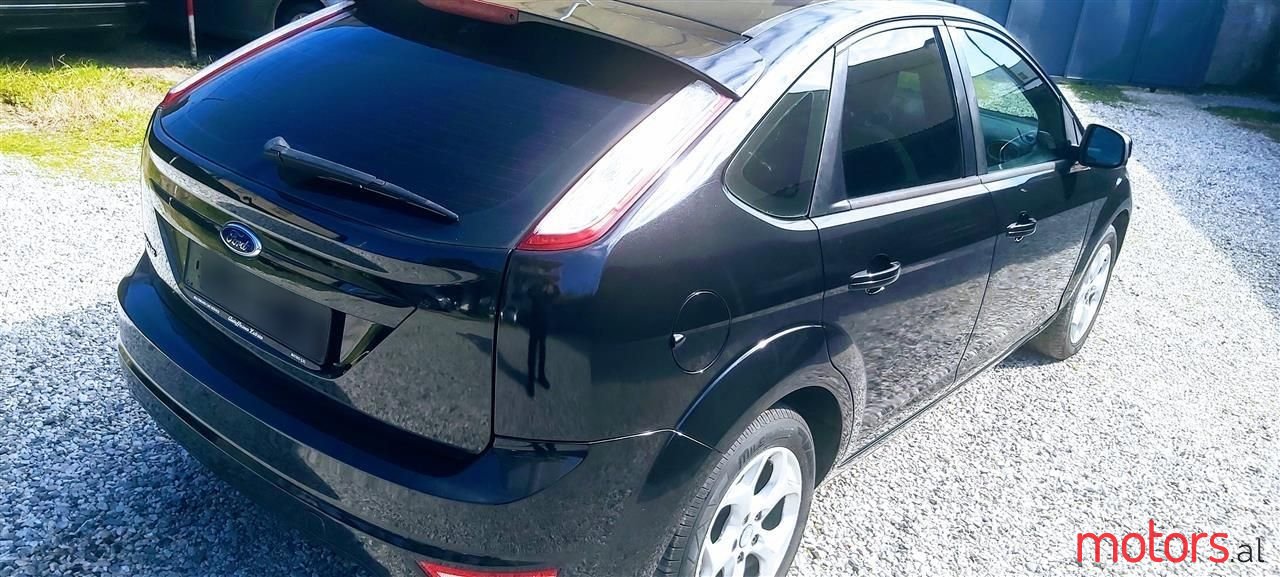 2011' Ford Focus photo #5