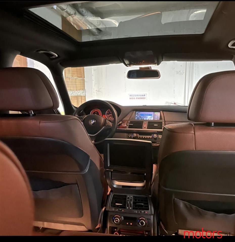 2011' BMW X5 photo #3