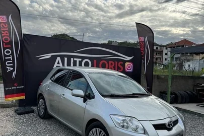2008' Toyota Auris