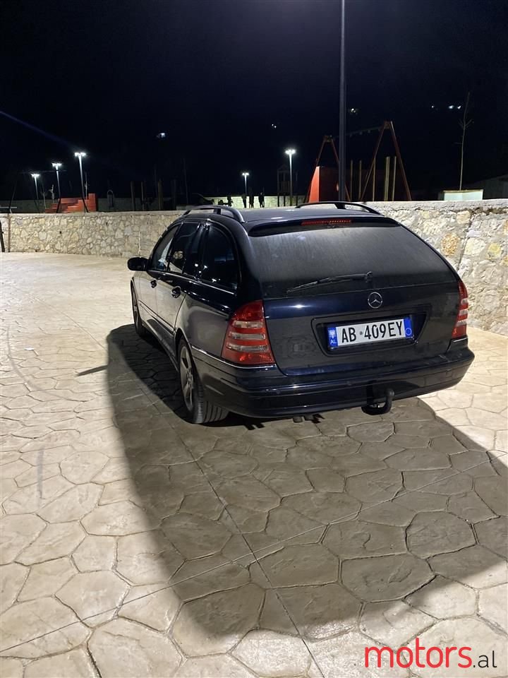 2005' Mercedes-Benz C 220 photo #5