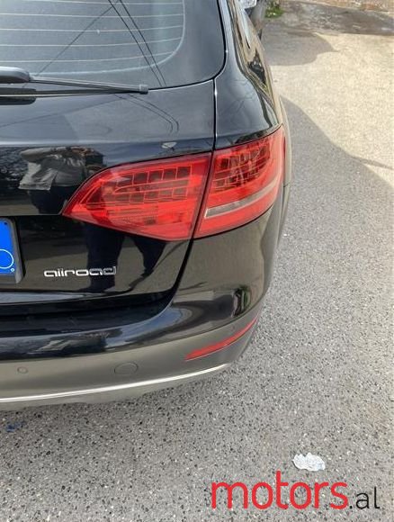 2011' Audi Allroad photo #2