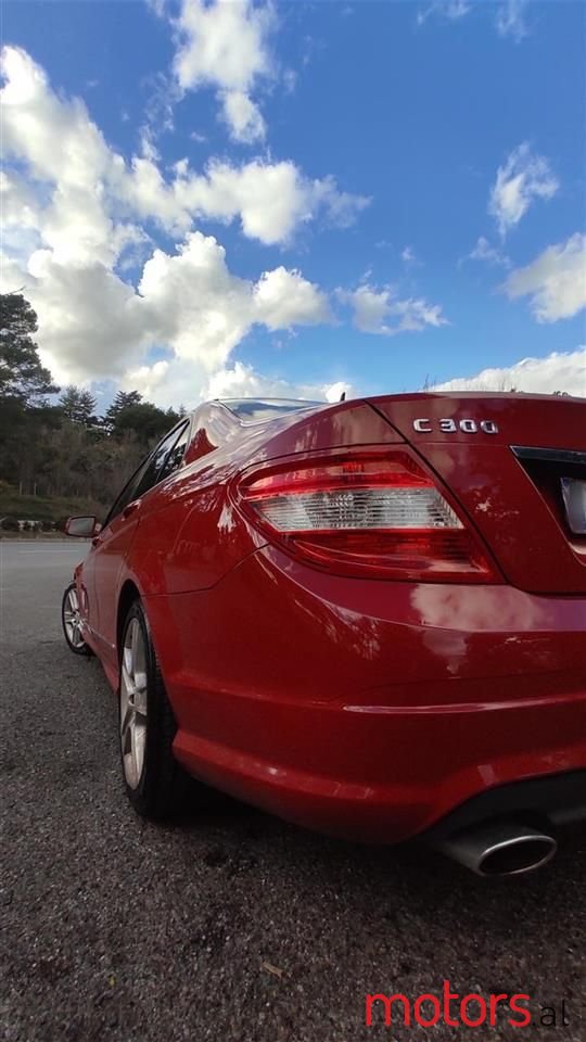 2010' Mercedes-Benz C 300 photo #4