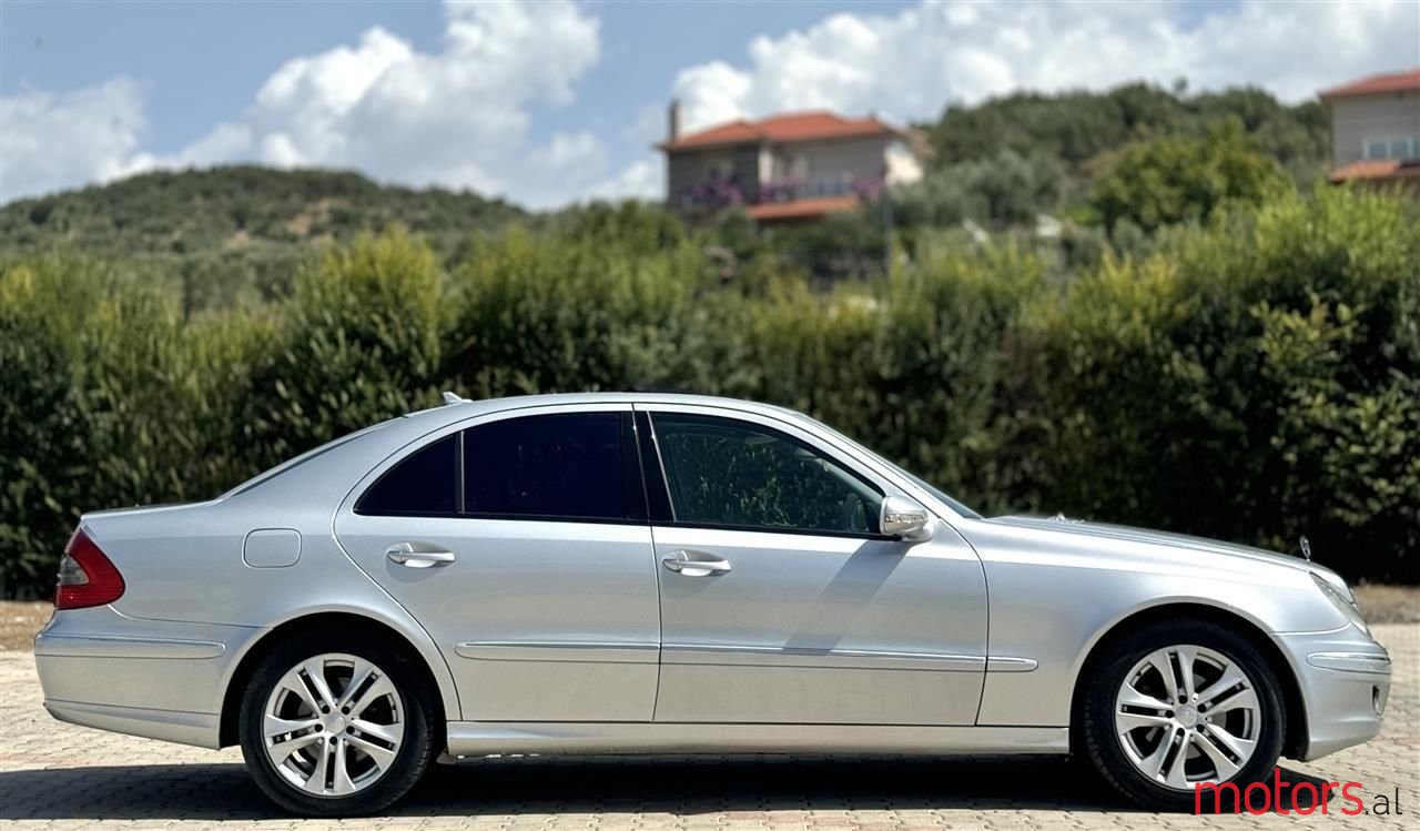 2007' Mercedes-Benz E 220 photo #5