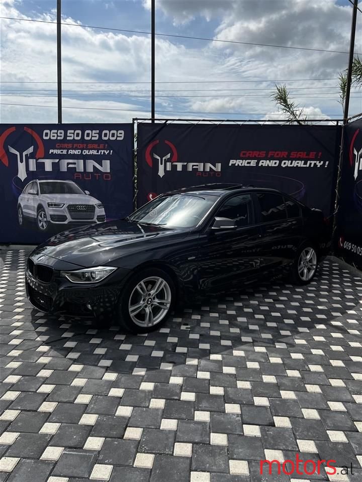 2013' BMW 320 photo #2