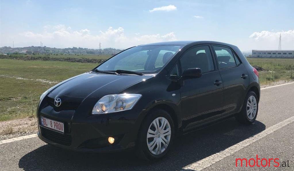 2007' Toyota Auris photo #3