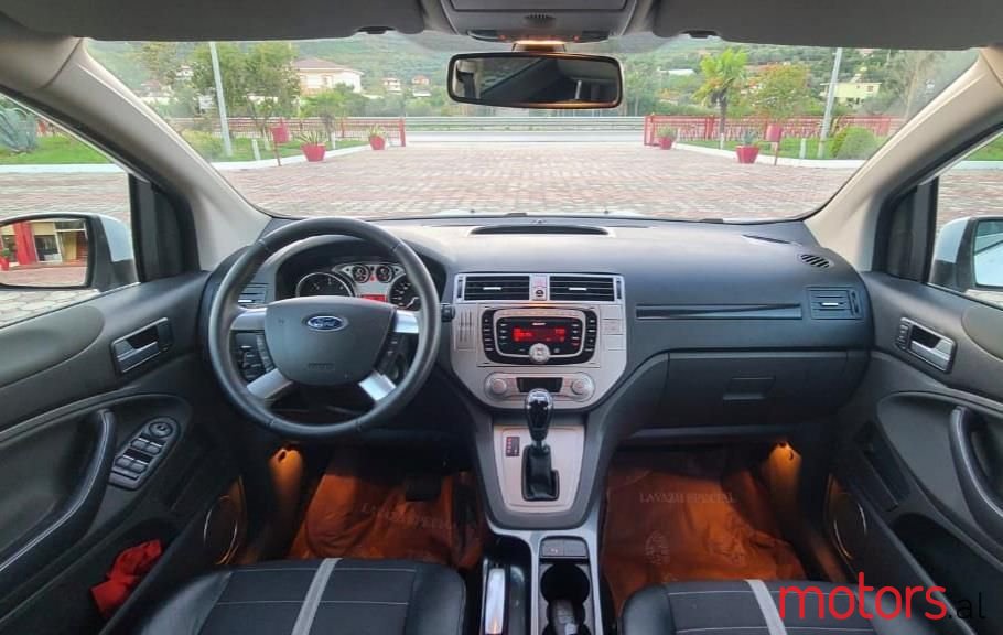 2011' Ford Kuga photo #6