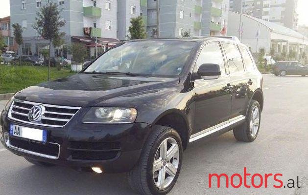 2003' Volkswagen Touareg photo #1