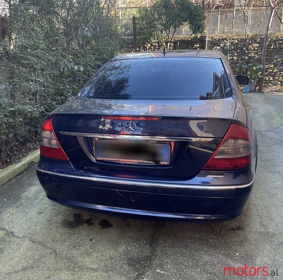 2007' Mercedes-Benz E 220 photo #5