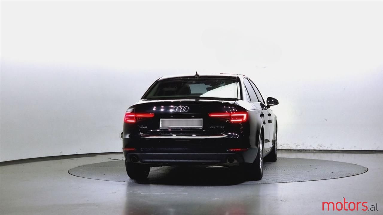 2016' Audi A4 photo #3