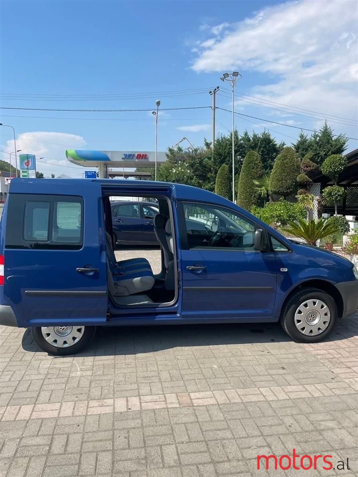 2009' Volkswagen Caddy photo #4