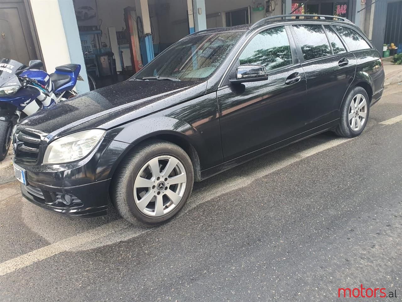 2010' Mercedes-Benz C 220 photo #1