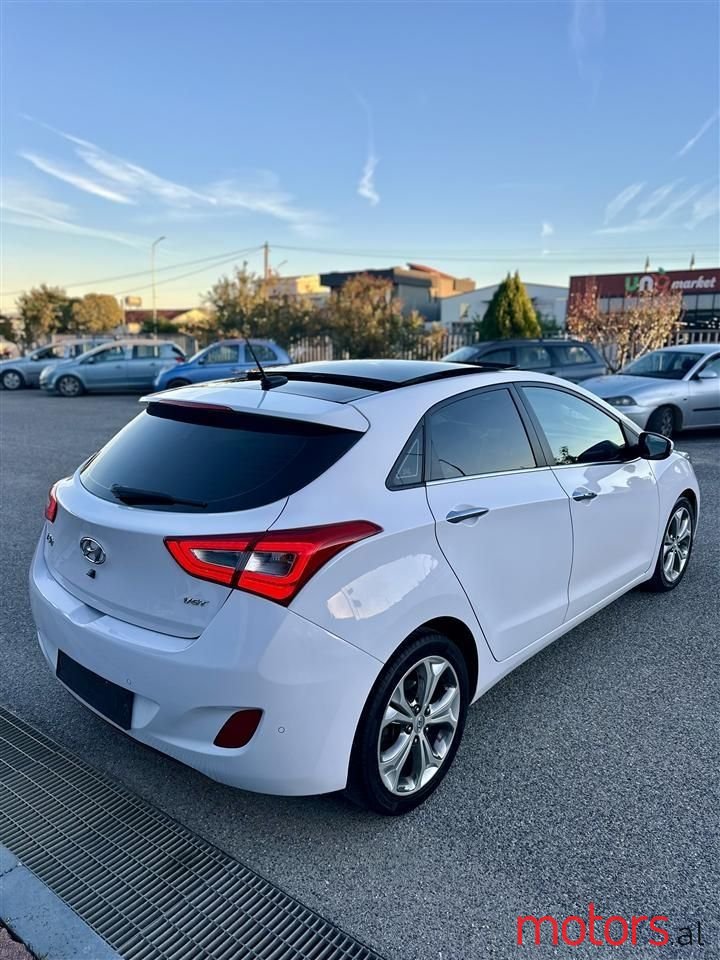 2013' Hyundai i30 photo #5