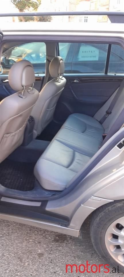 2002' Mercedes-Benz C 220 photo #4
