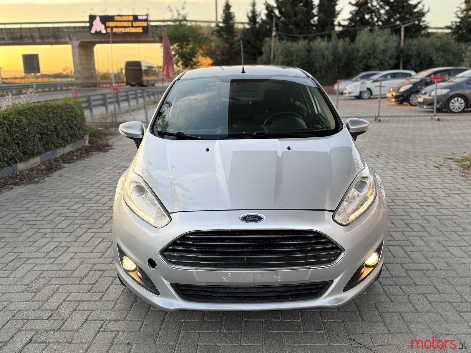 2013' Ford Fiesta photo #3