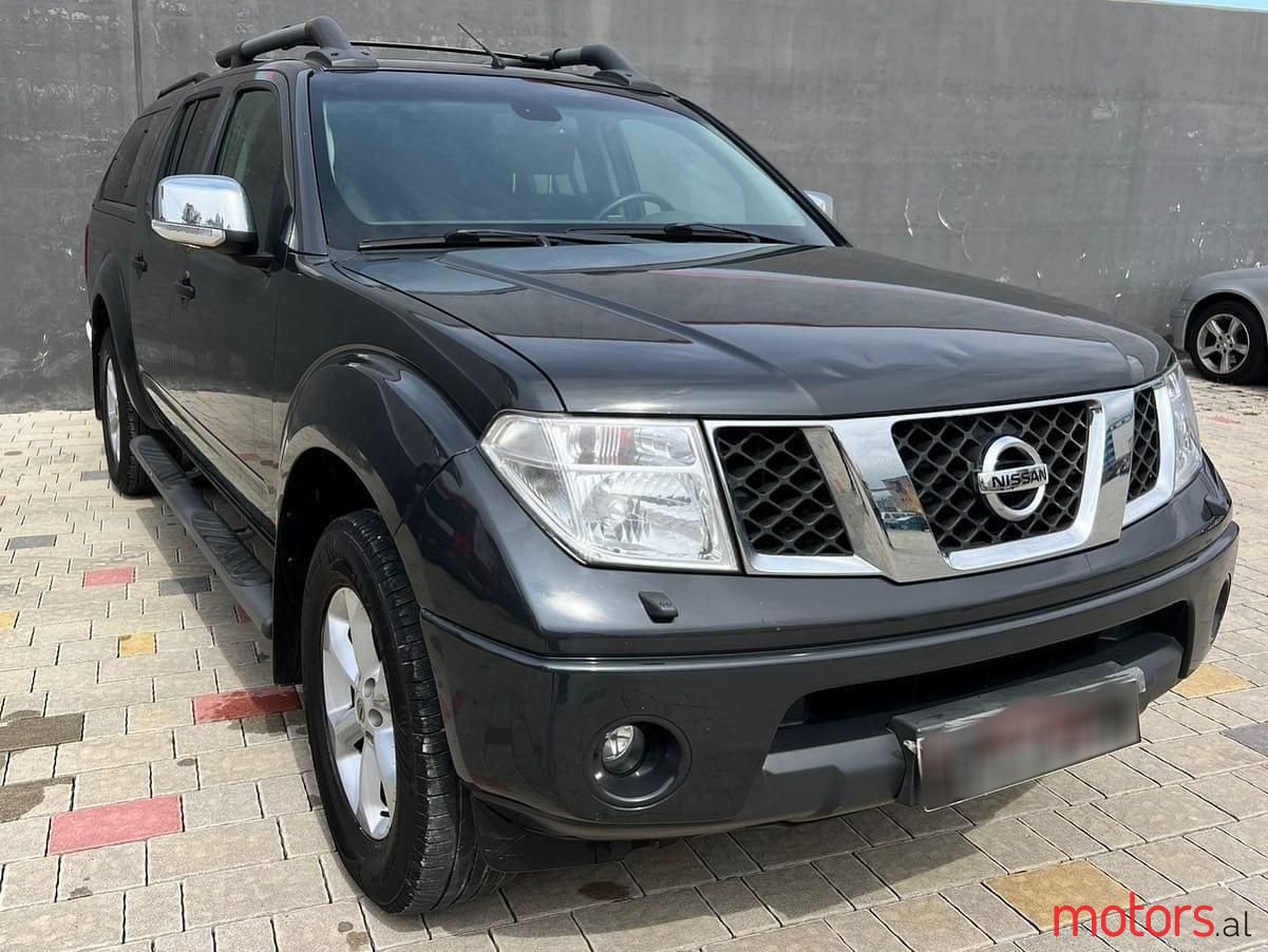 2010' Nissan Navara photo #1