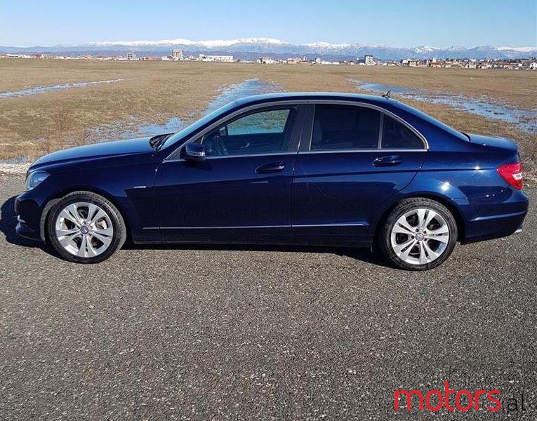 2012' Mercedes-Benz C 220 photo #1