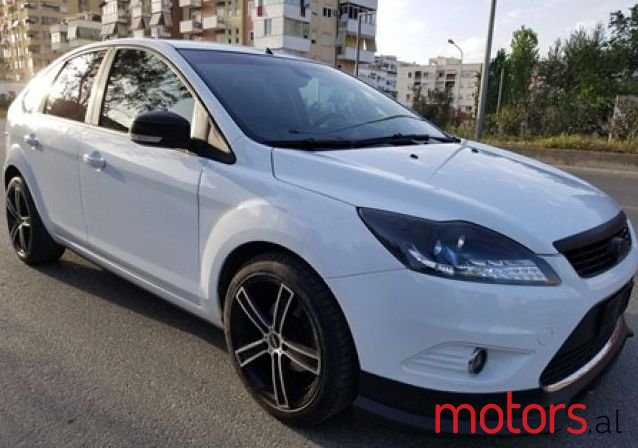 2009' Ford Focus photo #1