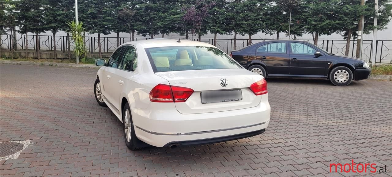 2014' Volkswagen Passat photo #3