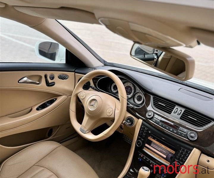 2011' Mercedes-Benz CLS 55 AMG photo #6