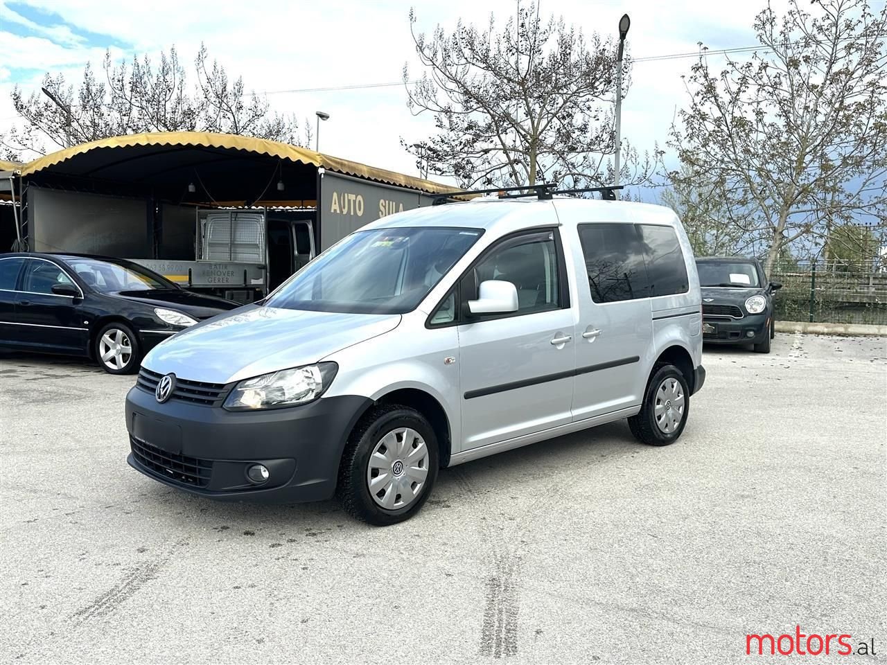 2012' Volkswagen Caddy photo #1