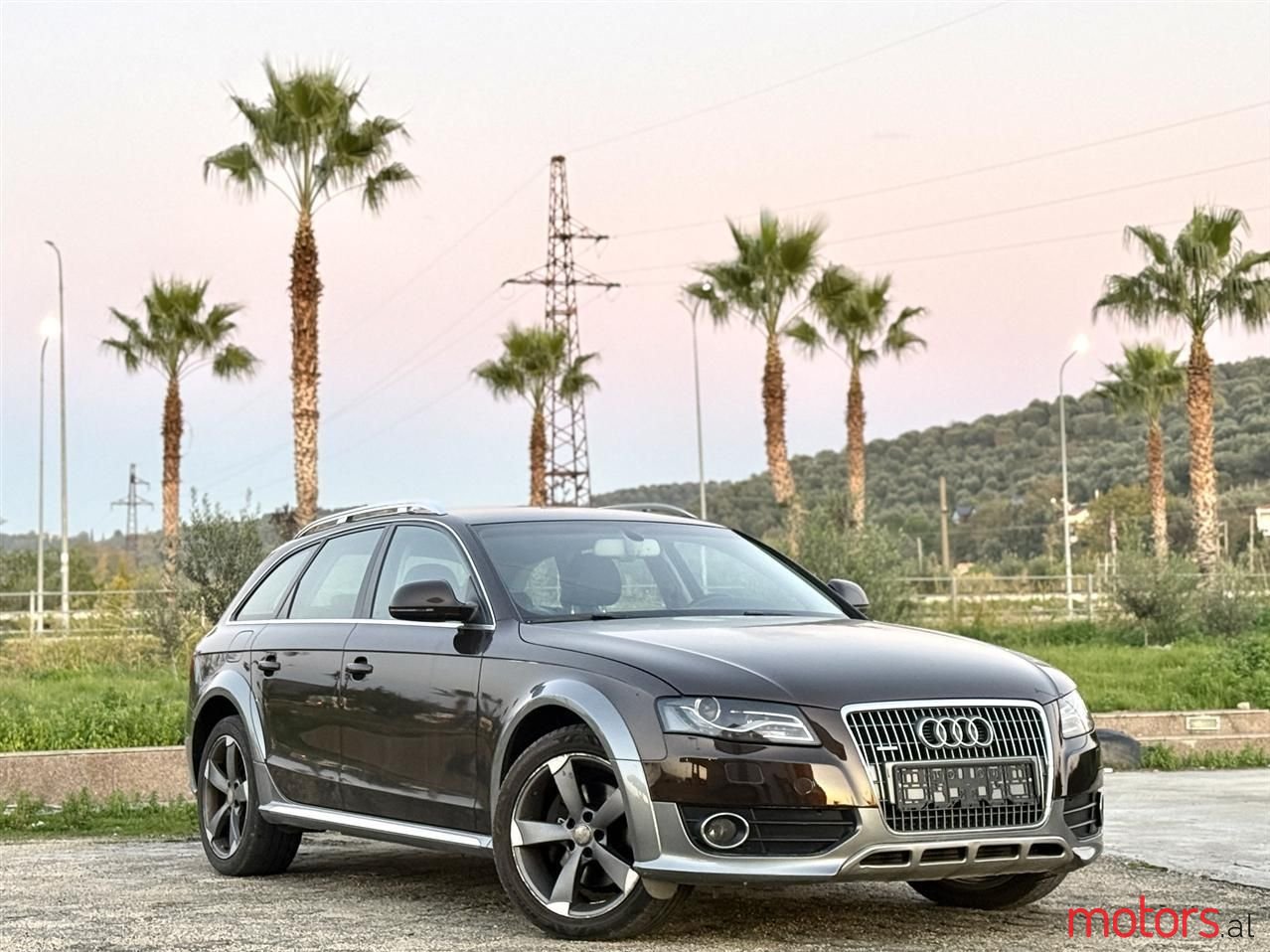 2012' Audi A4 Allroad photo #1