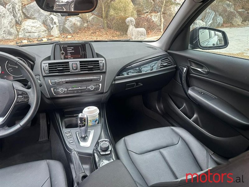 2014' BMW 118 photo #4