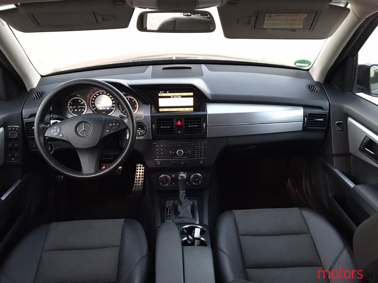 2011' Mercedes-Benz GLK 220 photo #4