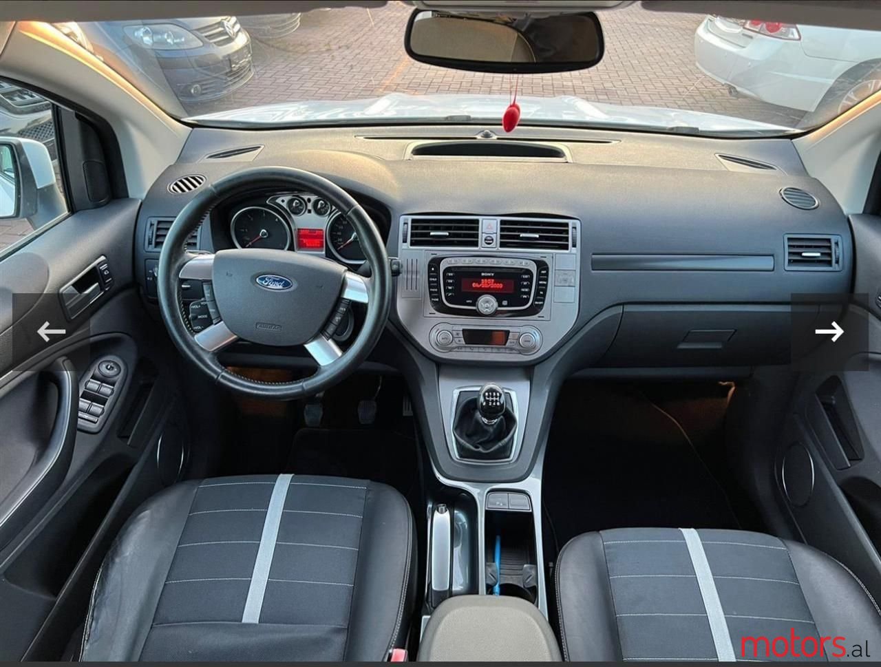 2009' Ford Kuga photo #5