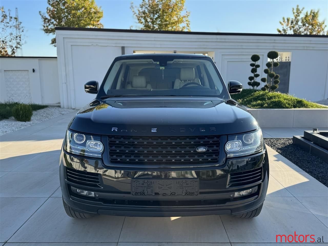 2013' Land Rover Range Rover photo #4